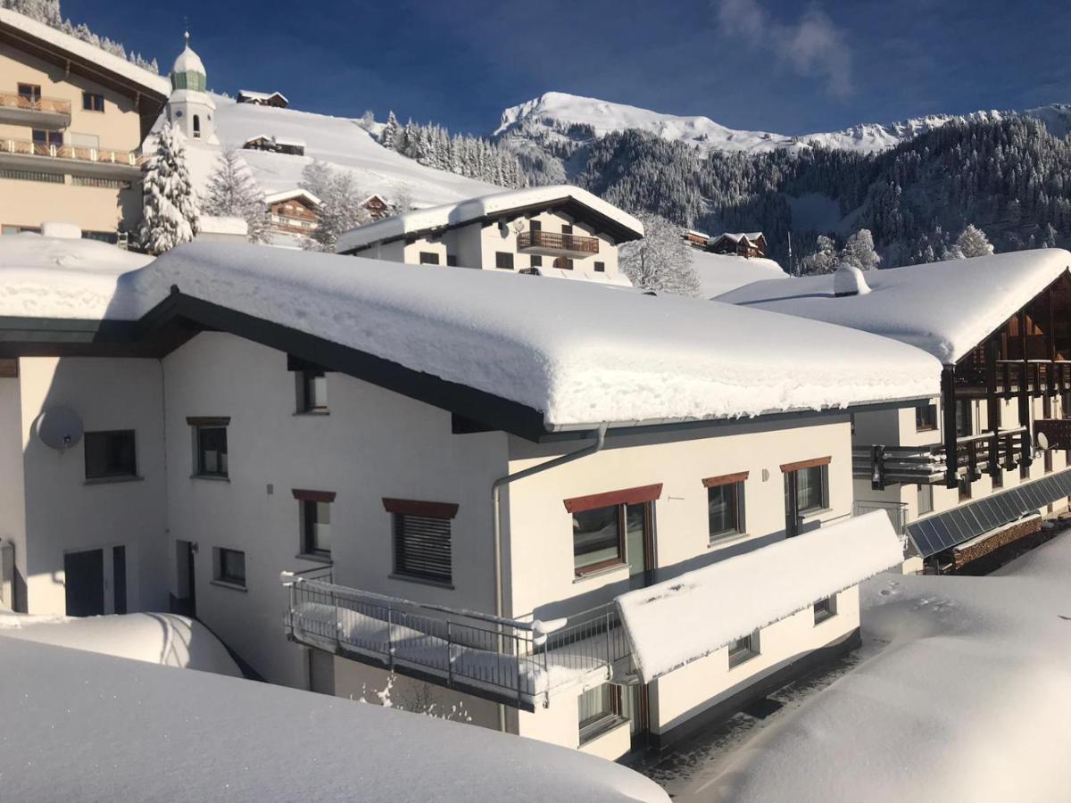 フォンターネラHaus Resiアパートメント エクステリア 写真