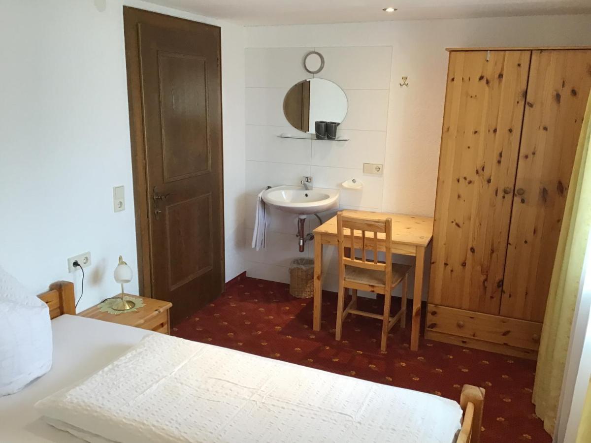 フォンターネラHaus Resiアパートメント エクステリア 写真